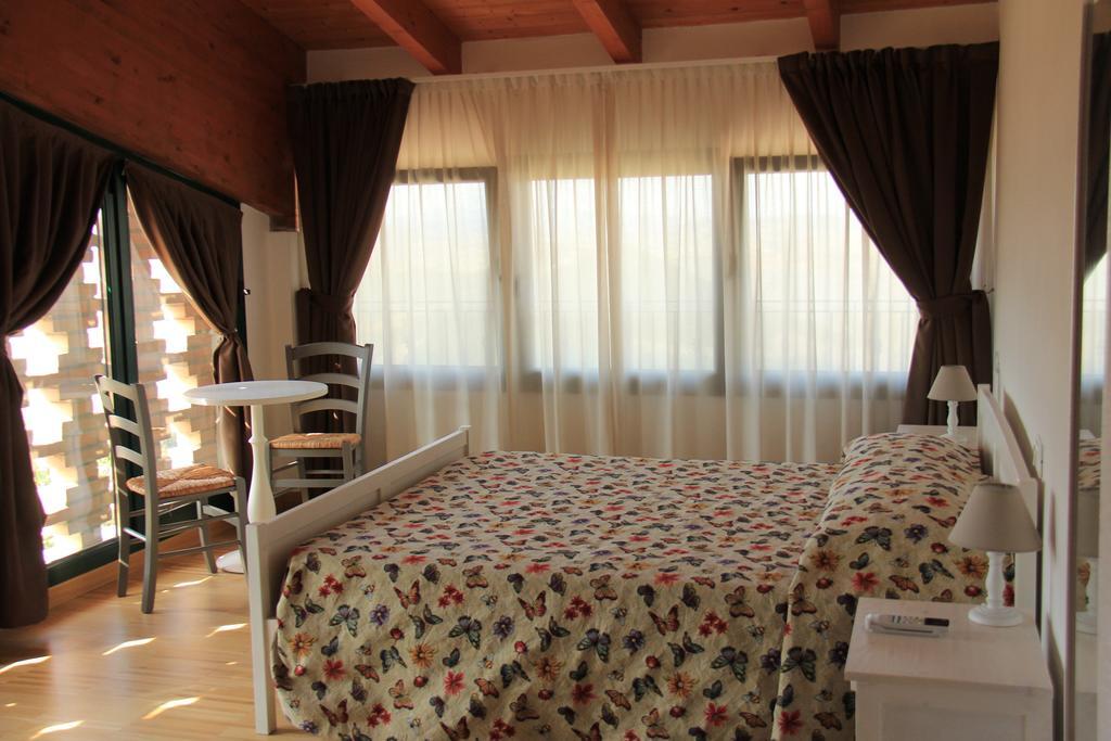 La Palazzina Di Ciagnano Villa Ozzano dell Emilia Szoba fotó